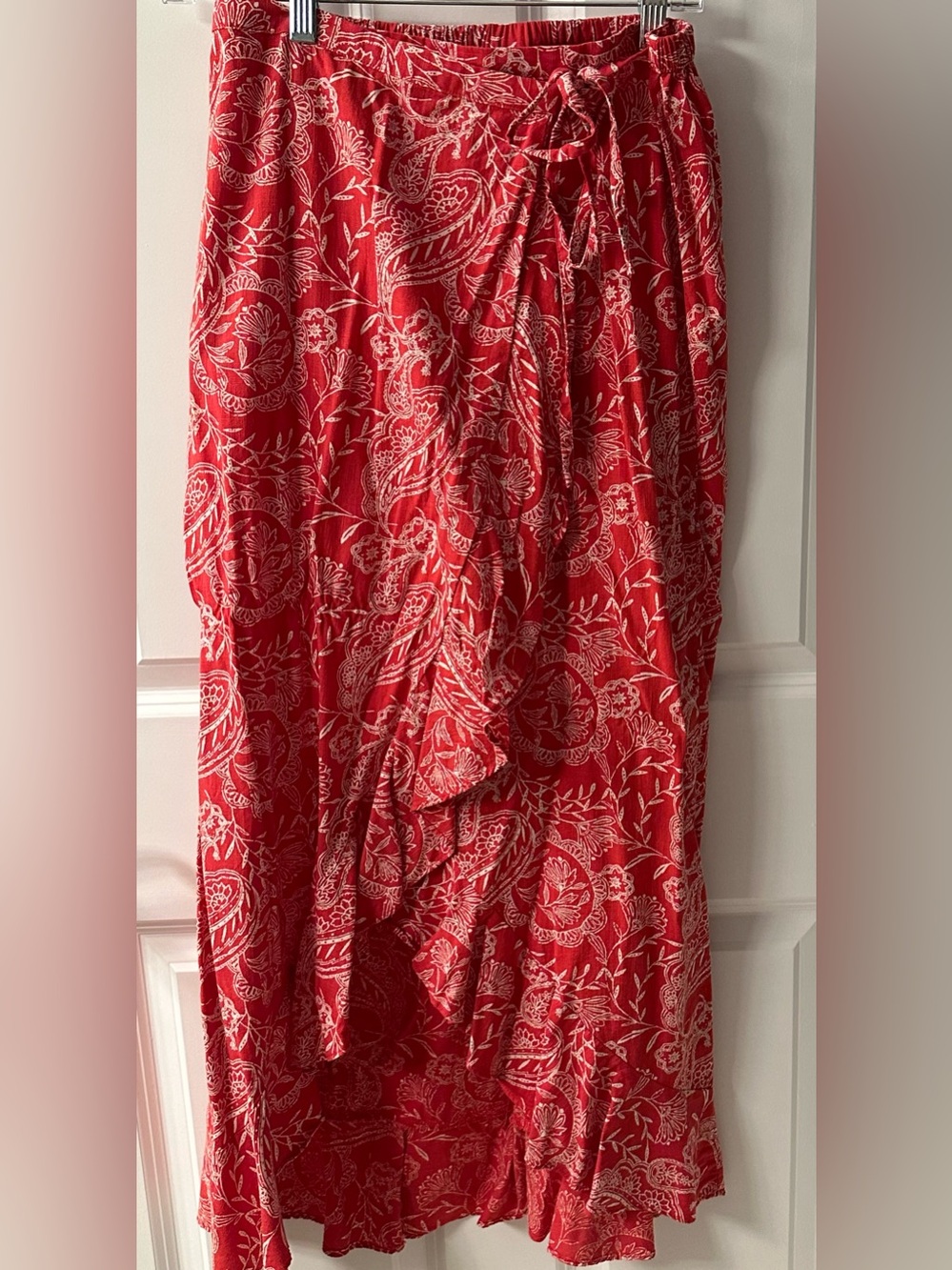 Universal Thread Red and White Paisley Maxi Skirt